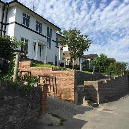 Bed and Breakfast Bryn Derwen Rhayader Exterior foto