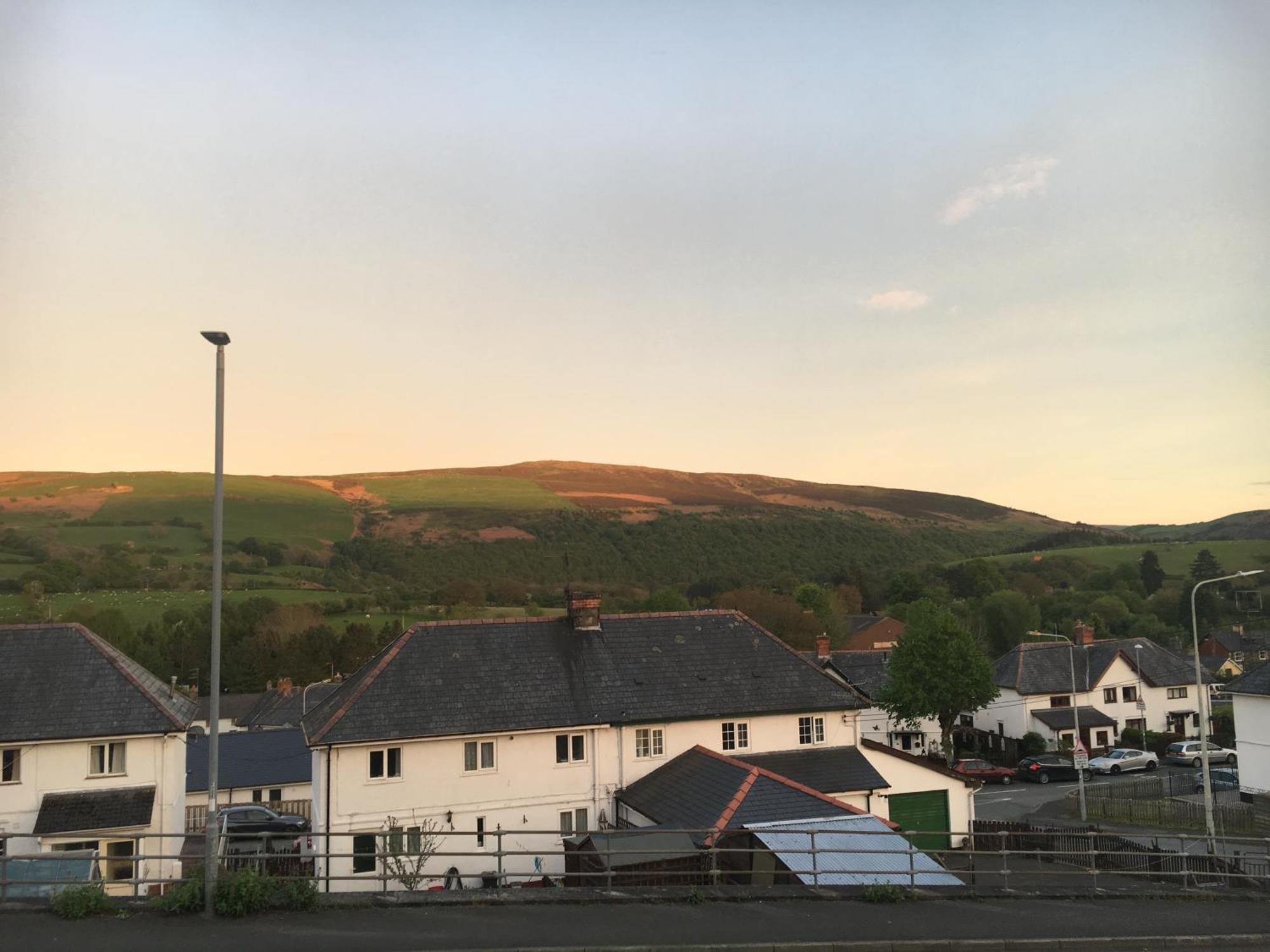 Bed and Breakfast Bryn Derwen Rhayader Exterior foto